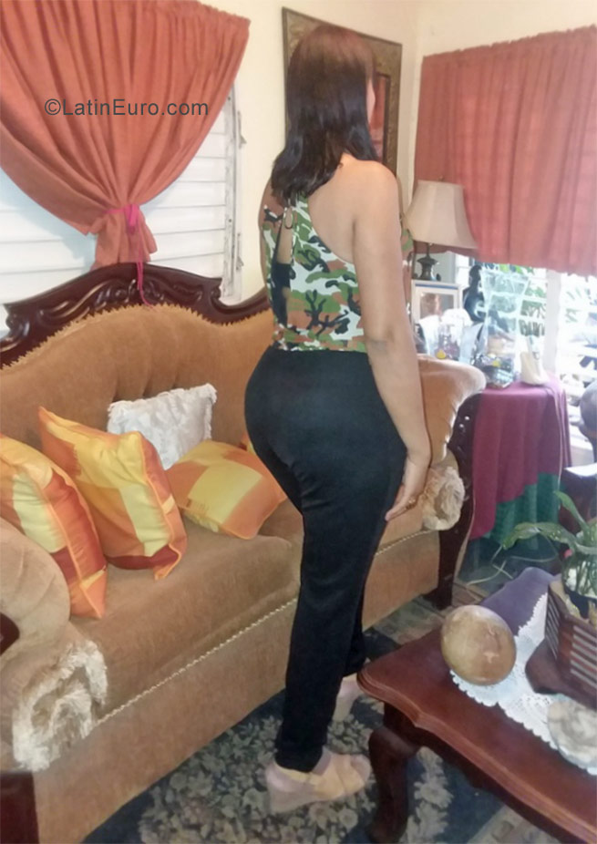 Date this pretty Dominican Republic girl Maribel from La Vega DO31260