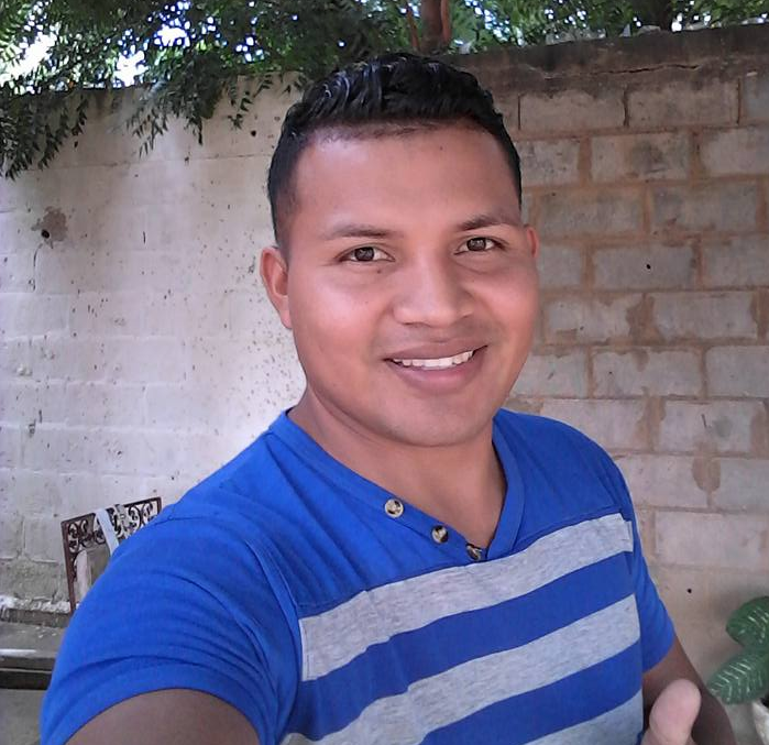 Date this lovely Venezuela man Adrian from maracaibo VE1307