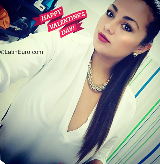 Date this lovely Nicaragua girl Jennifer from Managua NI198