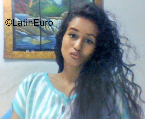 Date this exotic Colombia girl Zhareys from Cartagena CO23406