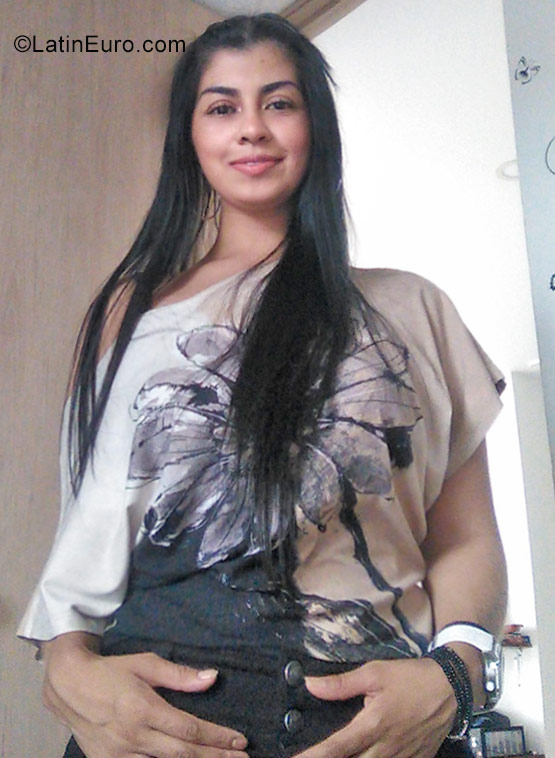 Date this tall Colombia girl Monica from Medellin CO23449