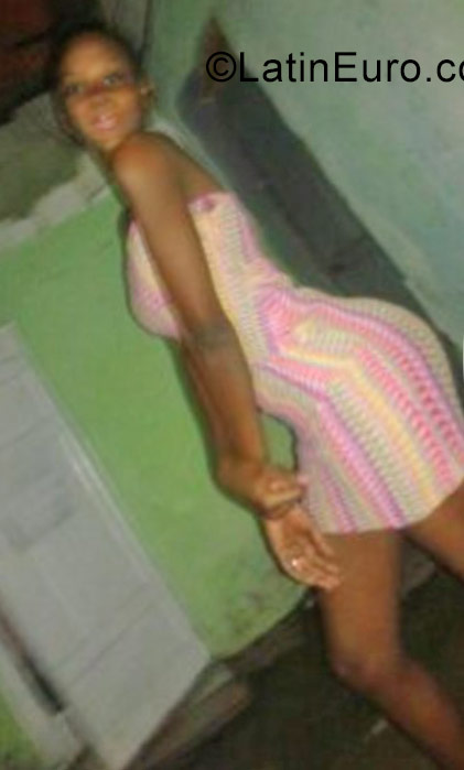 Date this cute Dominican Republic girl Janette from Santo Domingo DO31766