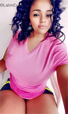 Date this georgeous Honduras girl Yissel from San Pedro Sula HN2545
