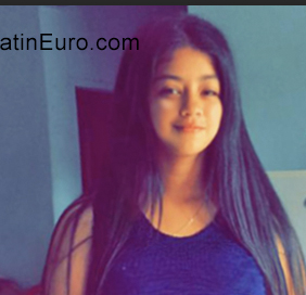 Date this attractive Honduras girl Estefany from Santa Rosa de Copan HN2674