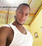 good-looking Dominican Republic man Victor from Santo Domingo DO38059