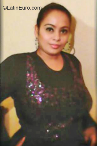 Date this cute Mexico girl Andromeda from Nogales MX1834