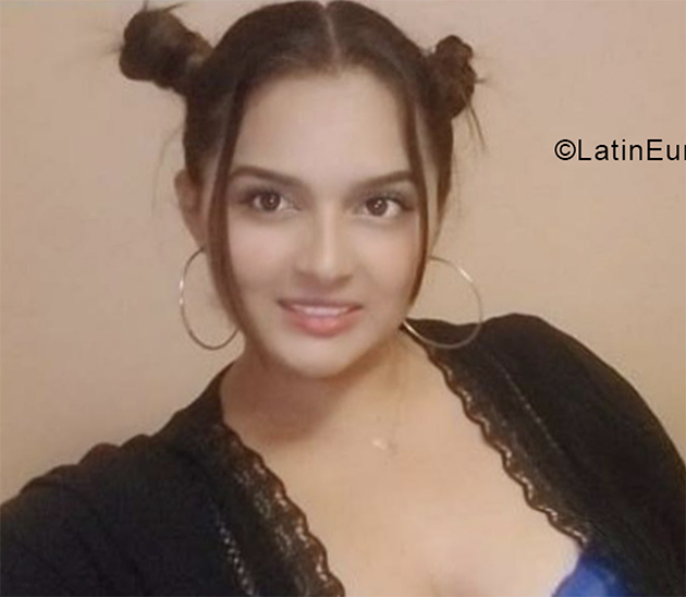Date this good-looking Honduras girl Patricia from San Pedro Sula HN2833
