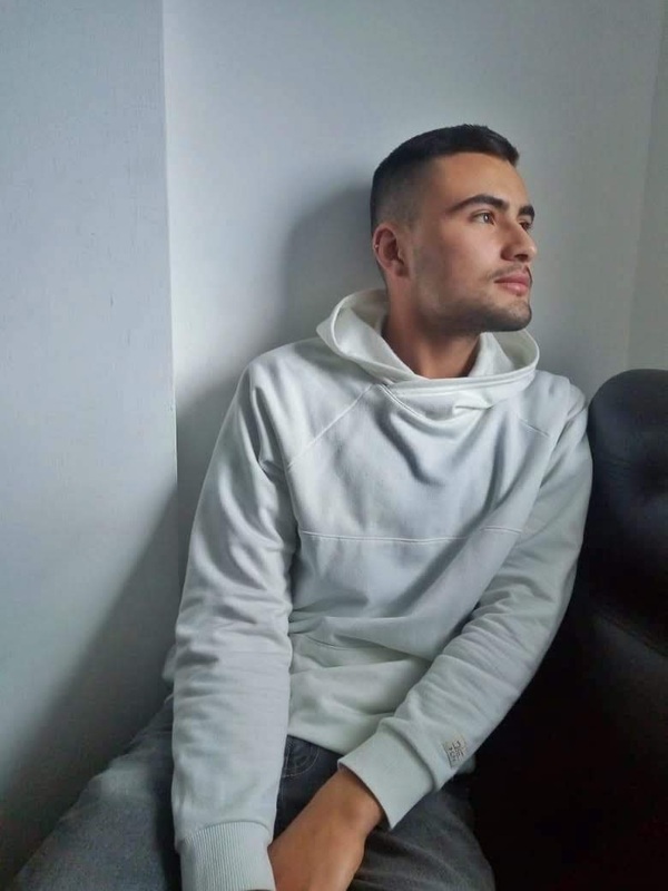 Date this athletic Colombia man Manuel from Armenia CO30349