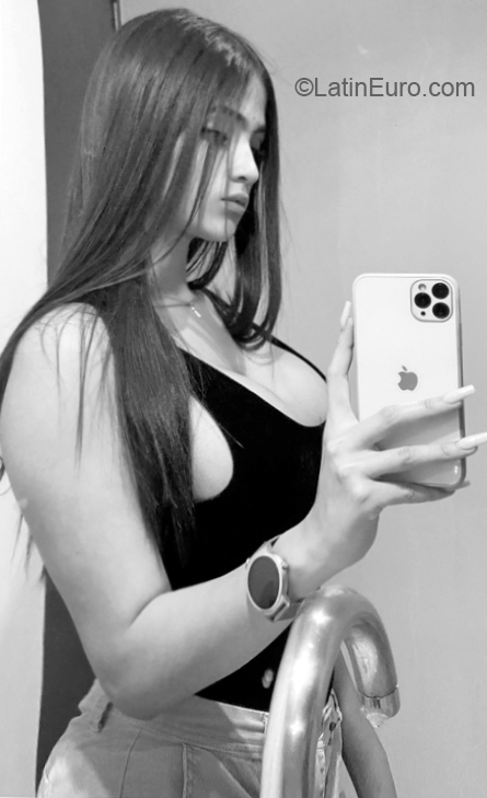 Date this delightful Mexico girl Daniela from  MX2482
