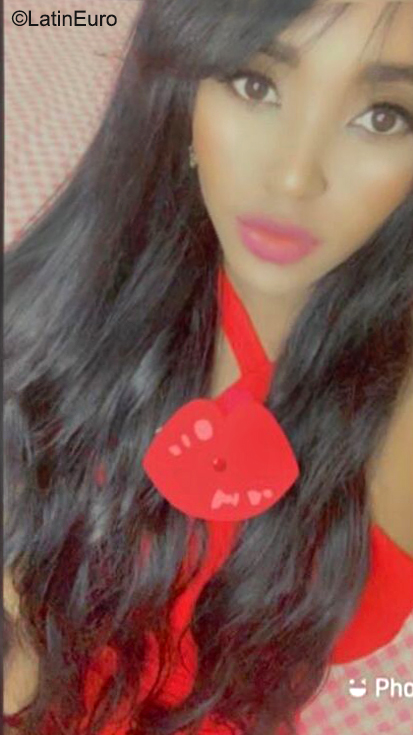 Date this exotic Dominican Republic girl Monica from Santo Domingo DO40888