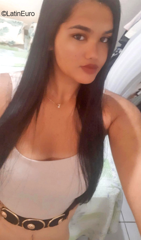Date this hot Brazil girl Anna from Recife BR12017