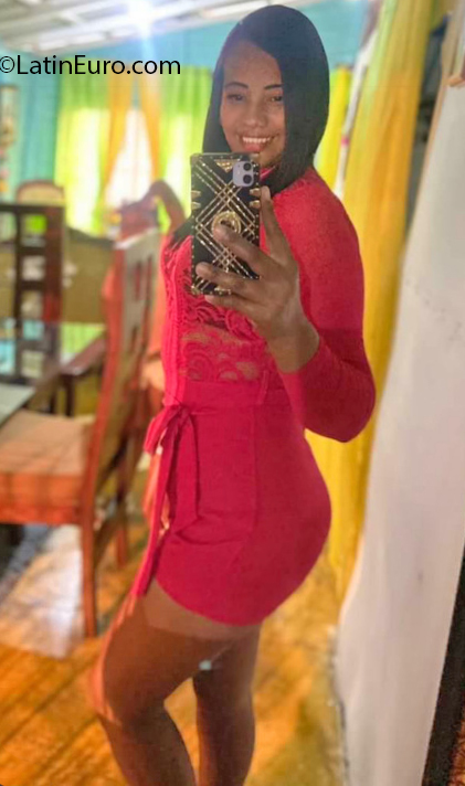 Date this exotic Dominican Republic girl Belkis from Santo Domingo DO41021