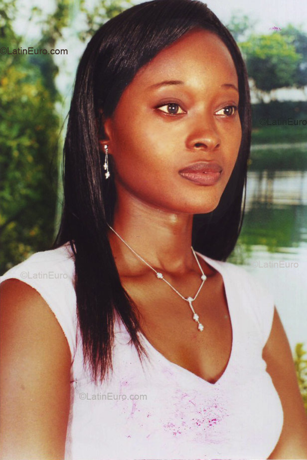 Date this tall Any Country girl Huguette from  A9541