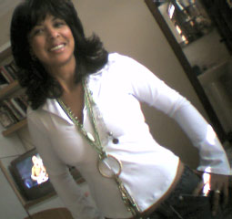 Date this foxy Brazil girl Laurinda from Eunapolis BR9713