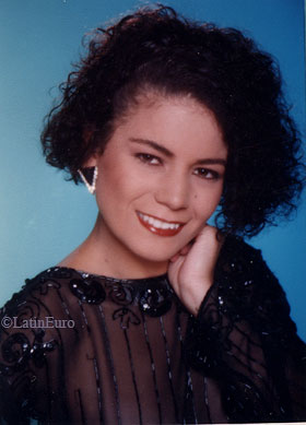 Date this foxy Brazil girl Laisa from PORTO ALEGRE B7887