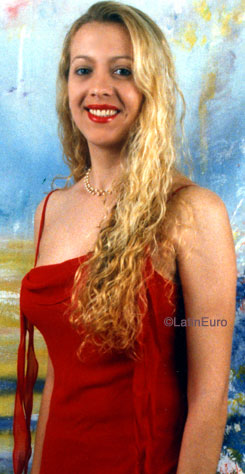 Date this attractive Brazil girl Denise from PORTO ALEGRE B8137