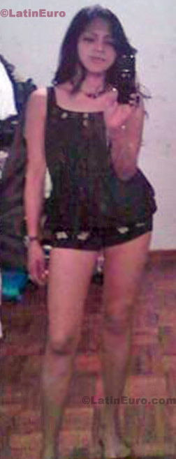 Date this pretty Any Country girl Pily from Lima N-1241