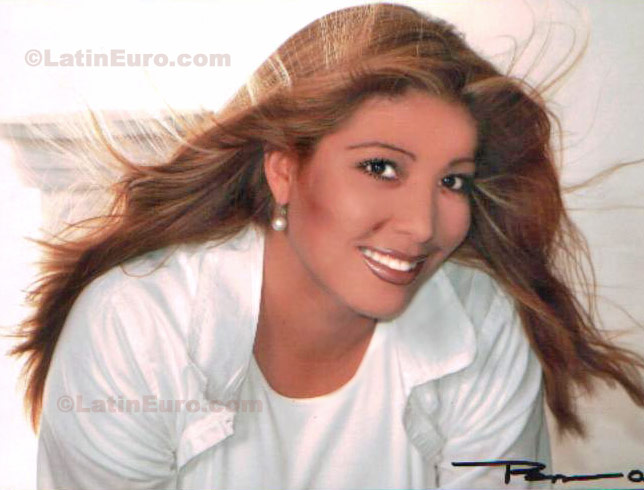 Date this gorgeous Mexico girl Neftali- from Tijuana N-1320