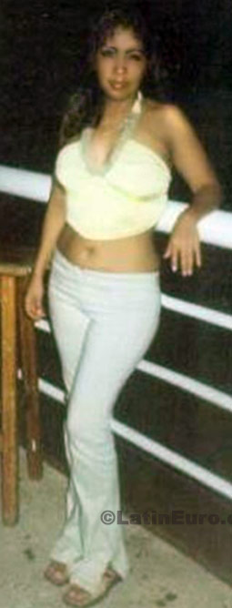 Date this hard body Mexico girl Cecilia from Mexico City N-1360