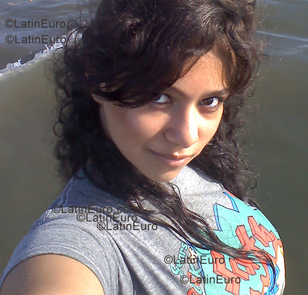 Date this delightful Honduras girl Albina from  N-270