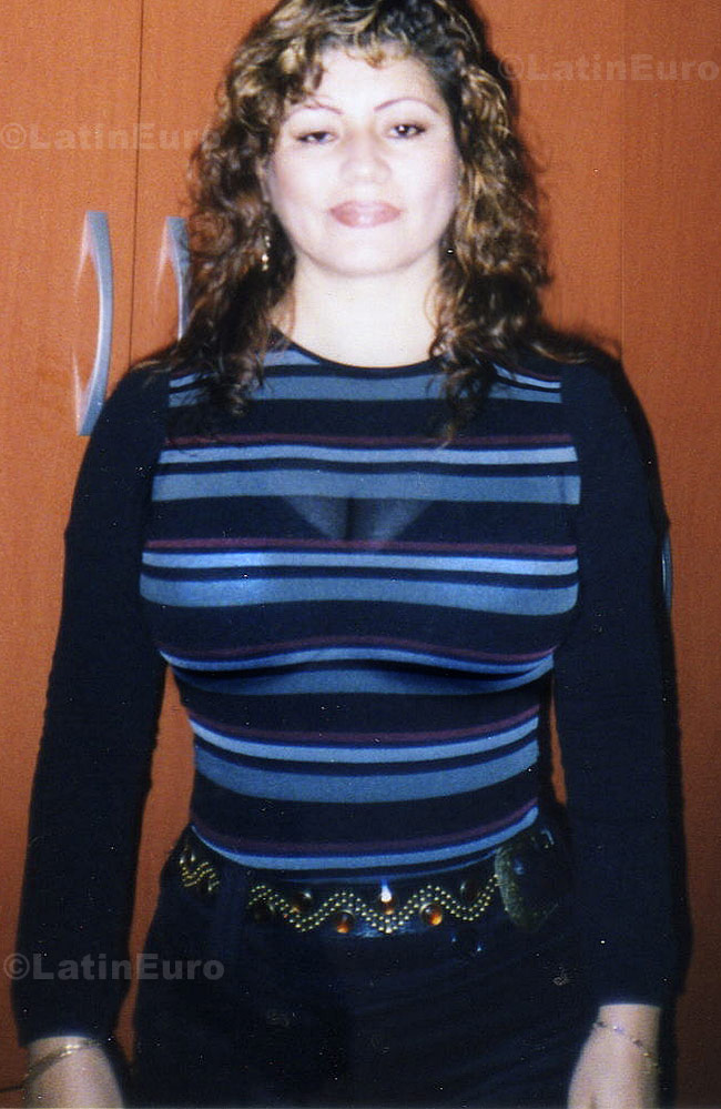 Date this georgeous Peru girl Sonia from Lima N-680