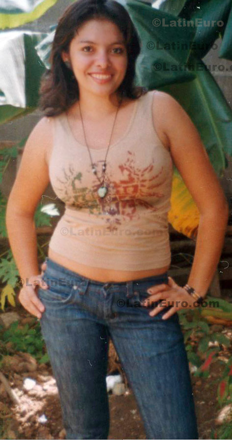 Date this charming Honduras girl Karina from Choluteca N-819
