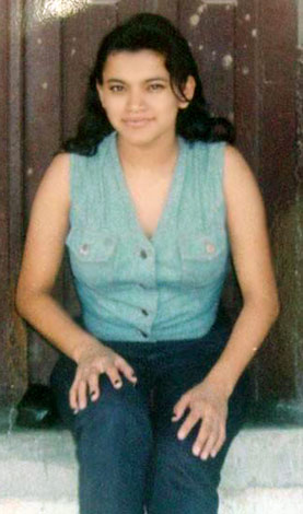 Date this delightful Honduras girl Roxana from  N1643