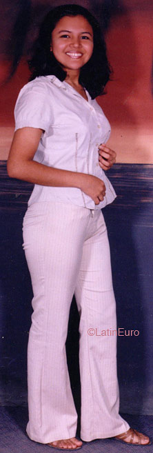 Date this good-looking Honduras girl Indira from San Pedro Sula N1807