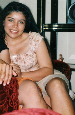 Date this voluptuous Honduras girl Norma from San Pedro Sula N2426
