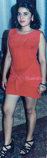 Date this foxy Honduras girl Lilian> from Comayagua N2443