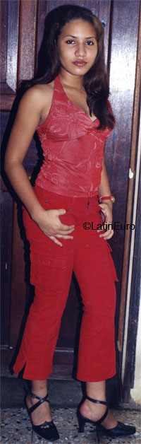 Date this fun Honduras girl Lidiz from Yoro N2584