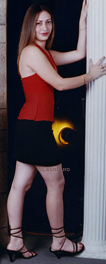 Date this georgeous Honduras girl Kelly from Tegucigalpa N2778