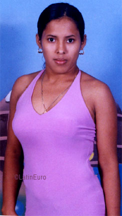 Date this sensual Honduras girl Leyla from  N2896