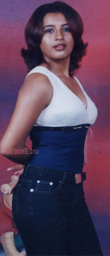 Date this exotic Honduras girl Nilda from Yoro N2962
