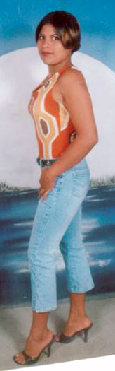 Date this hot Honduras girl Ana from  N3000