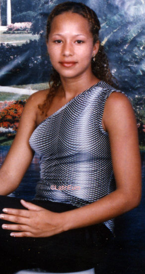 Date this good-looking Honduras girl Jessi from  N3219