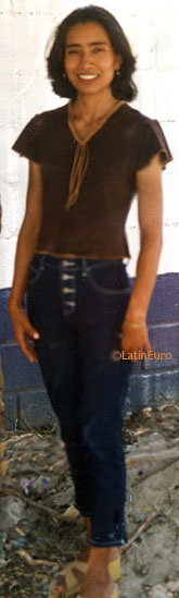 Date this exotic Honduras girl Daysi from Choloma N3310