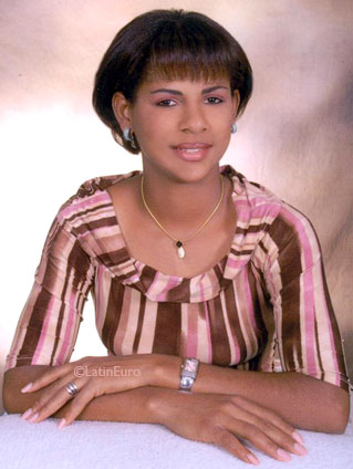 Date this good-looking Any Country girl Yesenia from  N3350