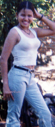 Date this good-looking Honduras girl Delsy from Choluteca N3394