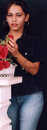 Date this exotic Honduras girl Iris from Tegucigalpa N3423