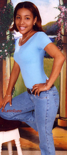 Date this foxy Panama girl Itzuri from  N3513