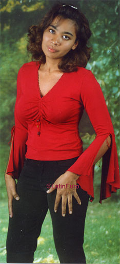 Date this lovely Trinidad and Tobago girl Susan from  N3517