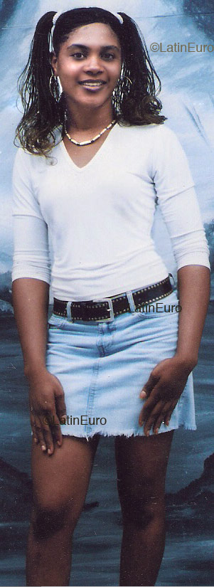 Date this delightful Any Country girl Louisina from  N355