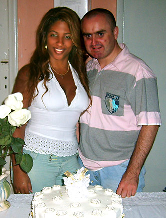 Date this good-looking Any Country girl Thanks from  N674