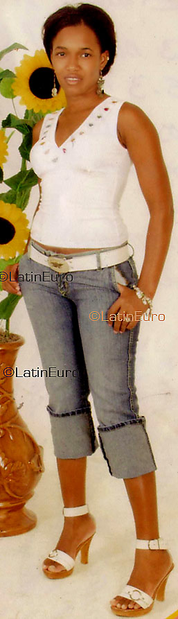 Date this nice looking Any Country girl Carolina from  N813