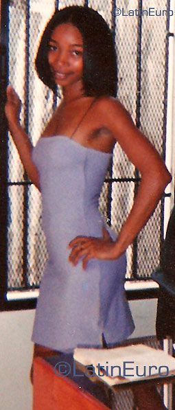 Date this hard body Any Country girl Yohani from  N862