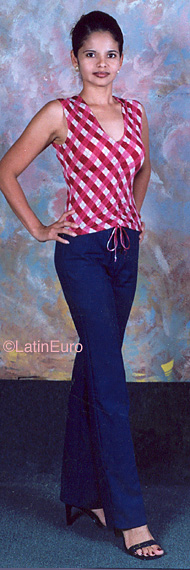 Date this athletic Honduras girl Rubia from Olancho N3820