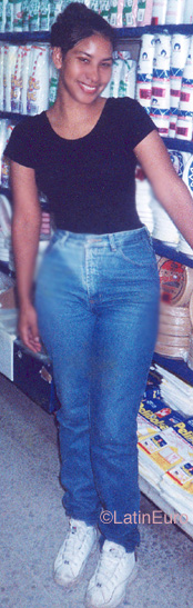 Date this tall Honduras girl Karla from La Ceiba N3794