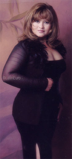 Date this gorgeous United States girl Sandra from Laredo N3629