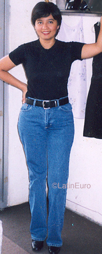 Date this georgeous Honduras girl Claudia from San Pedro Sula N3932